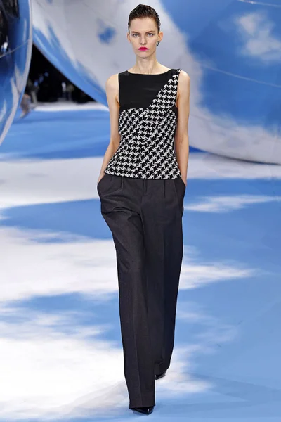 Look 42